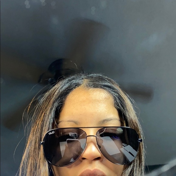 HIGH KEY BLACK QUAY SUNGLASSES - Picture 10 of 12